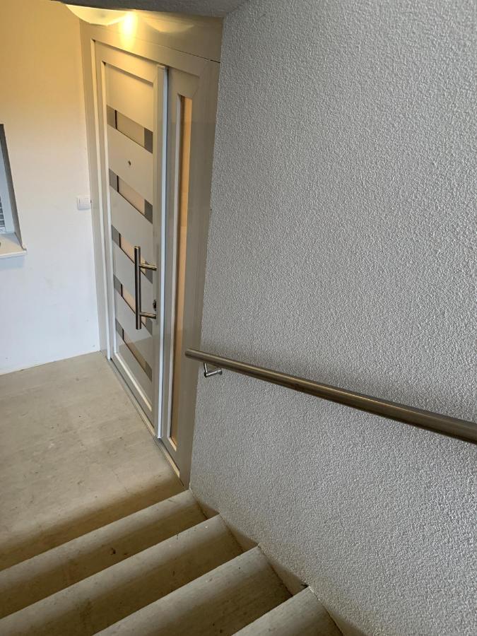 Gaestetraum Mit Wunderschoenem Ausblick Und Garten Lägenhet Muhldorf Bei Feldbach Exteriör bild